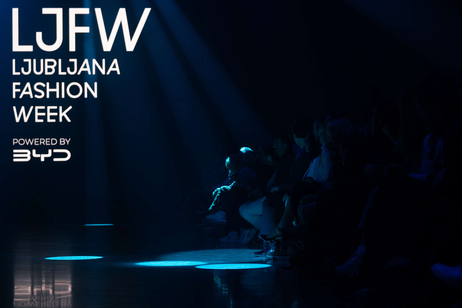 Fashion Week 016