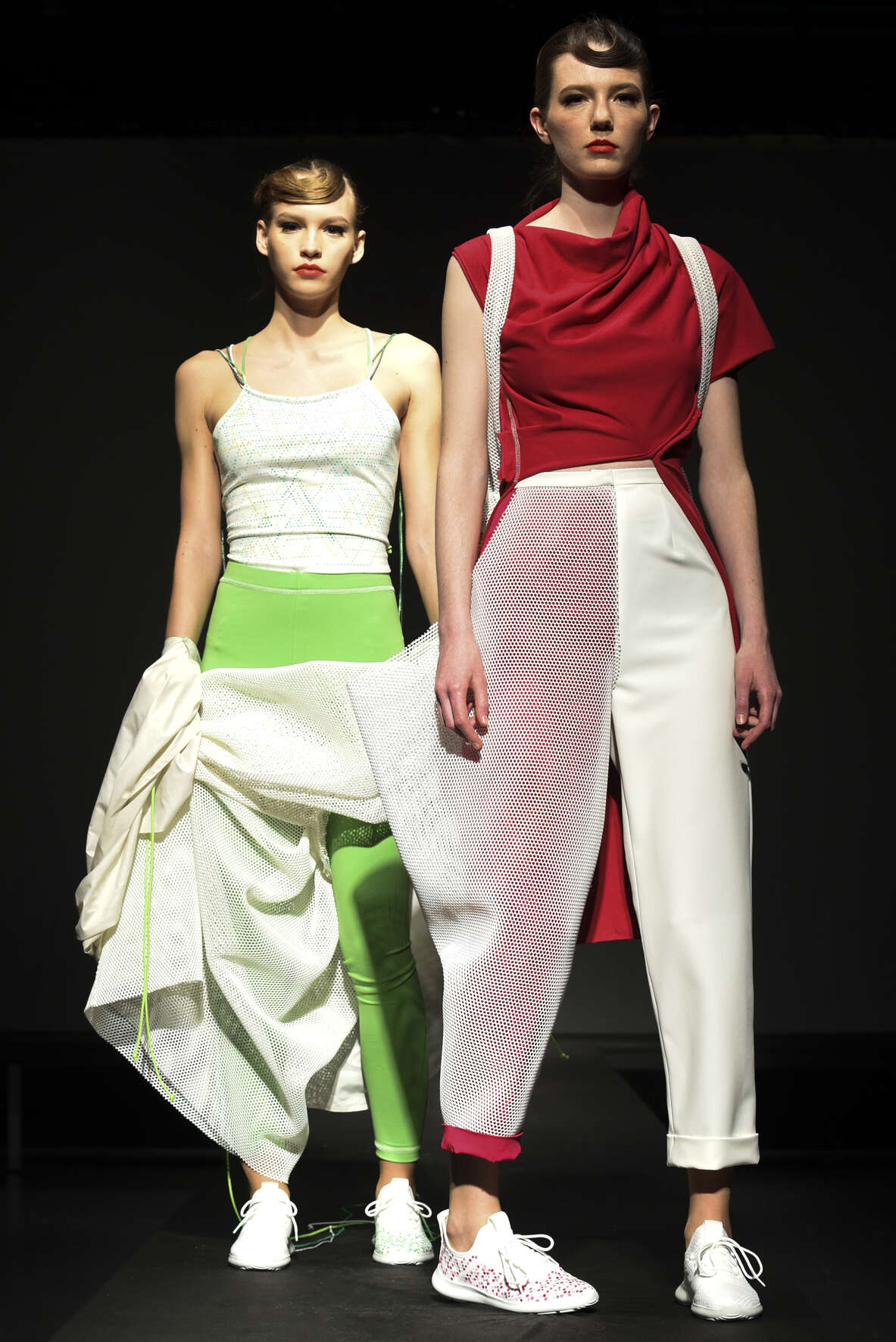 05 Pia Wallner modna revija bauhaus MOB MOB 4c Sabina Puc Natasa Grcar Napast 2019 foto Luka Kirn 4d